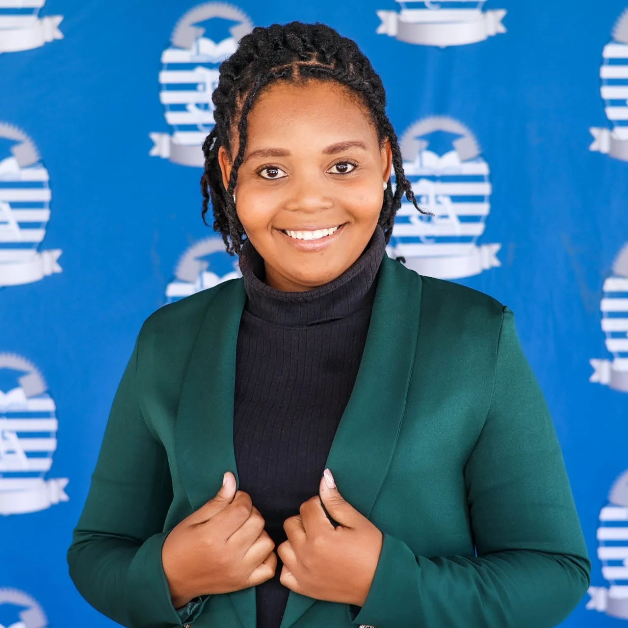 Nyaphuli Charoline